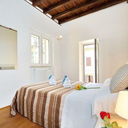 Pantheon - Argentina Luxury Apartment Рим Екстериор снимка