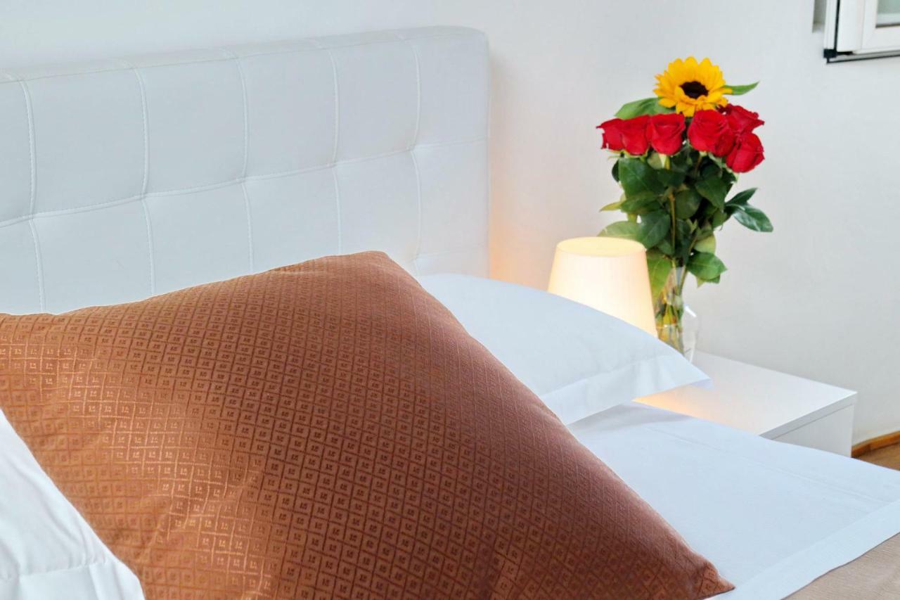 Pantheon - Argentina Luxury Apartment Рим Екстериор снимка